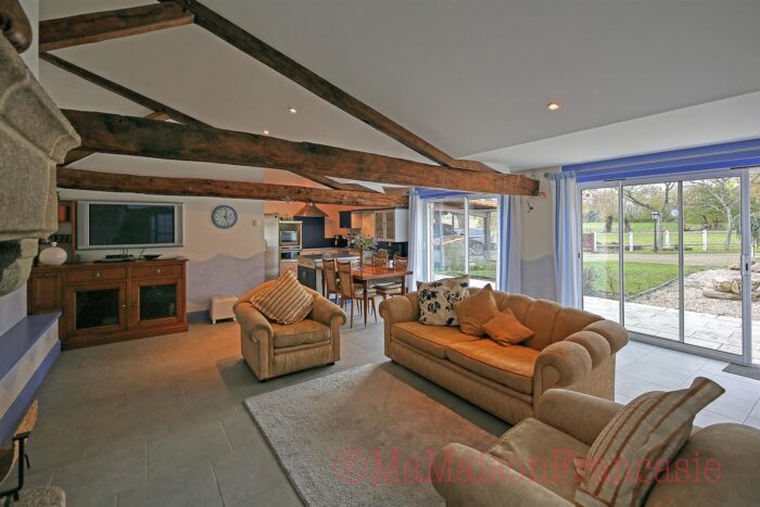 Image No.32-5 Bed House for sale