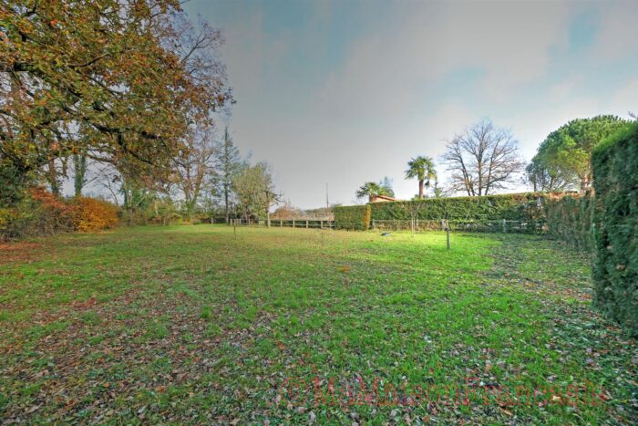 Image No.34-5 Bed House for sale