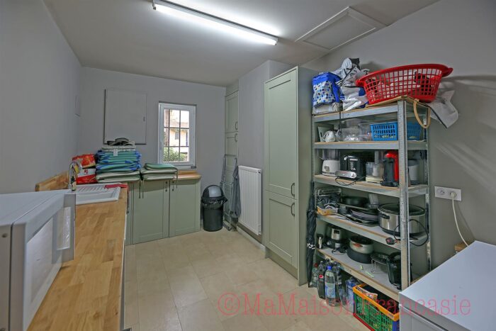 Image No.7-5 Bed House for sale