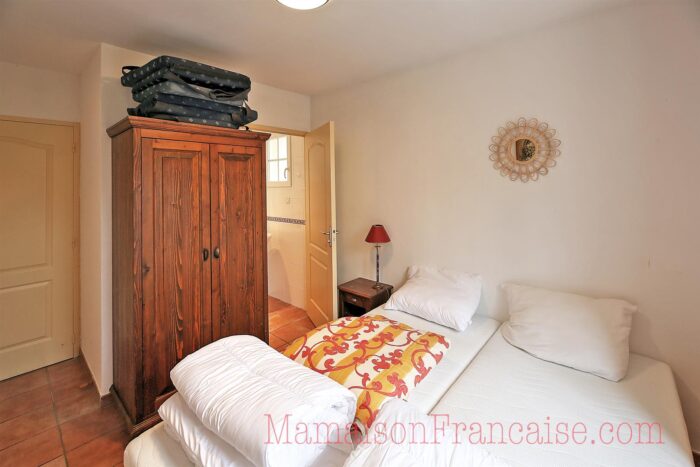 Image No.16-3 Bed House for sale