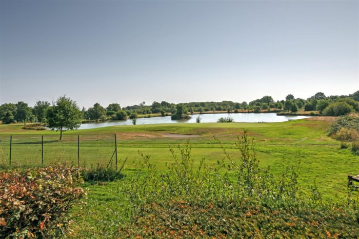 Image No.4-3 Bed House for sale