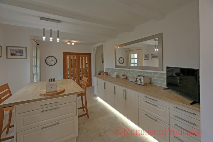 Image No.8-4 Bed Bungalow for sale