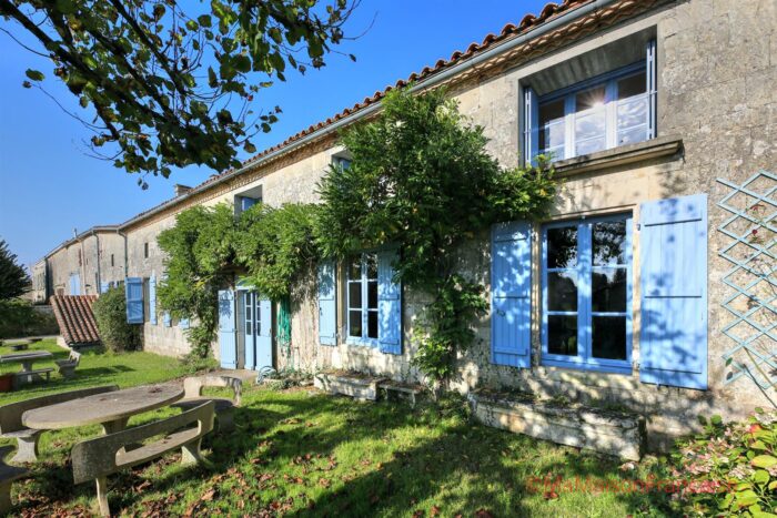 Image No.3-6 Bed House for sale