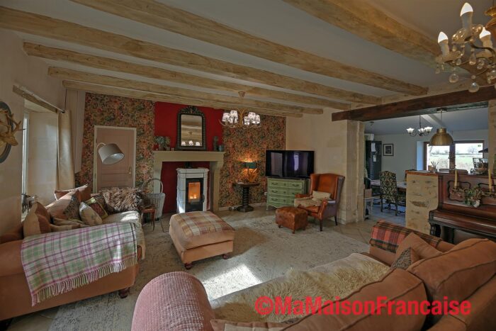 Image No.11-3 Bed House for sale