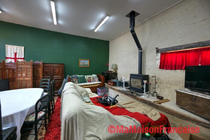 Image No.17-3 Bed House for sale