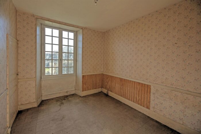 Image No.13-5 Bed House for sale