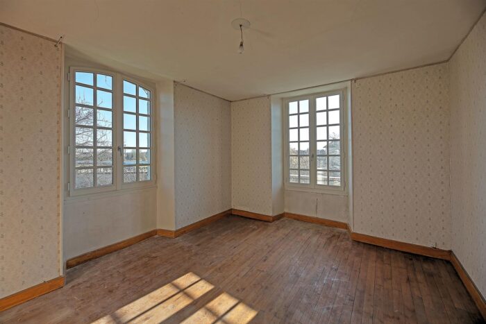 Image No.16-5 Bed House for sale