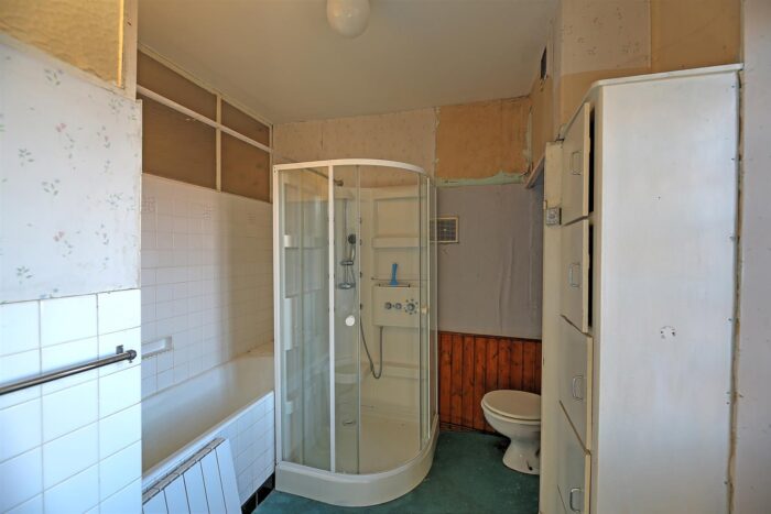 Image No.23-5 Bed House for sale