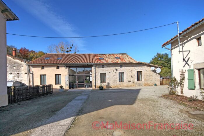 Image No.12-14 Bed House for sale