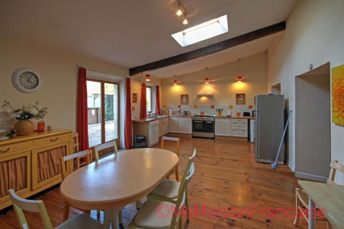 Image No.22-14 Bed House for sale