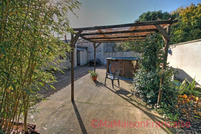 Image No.25-14 Bed House for sale