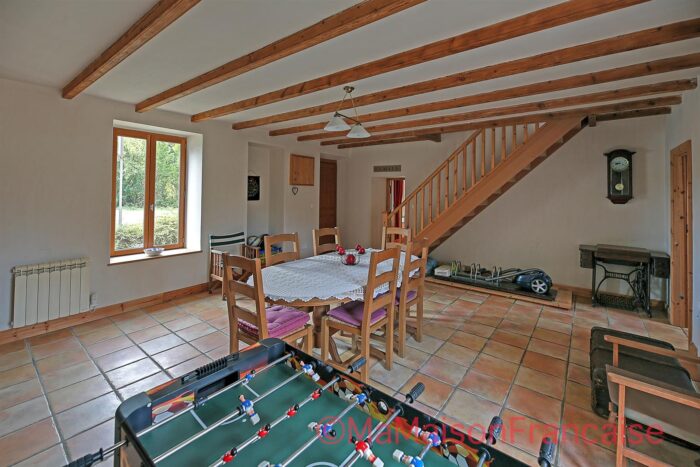Image No.11-3 Bed House for sale