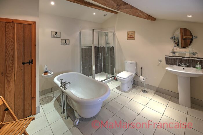 Image No.14-3 Bed House for sale