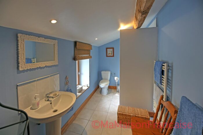 Image No.18-3 Bed House for sale
