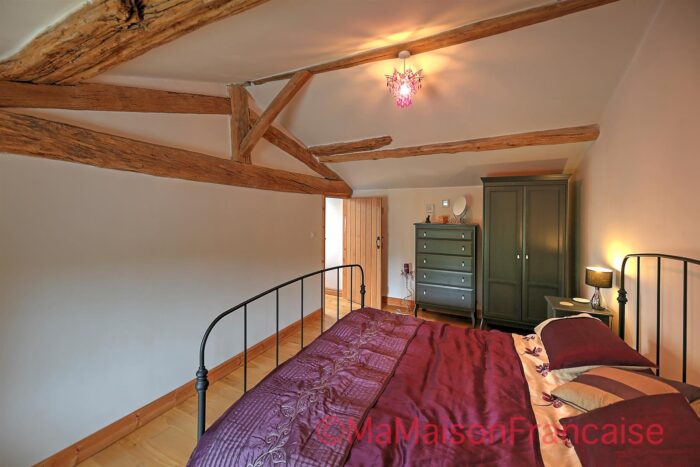 Image No.20-3 Bed House for sale