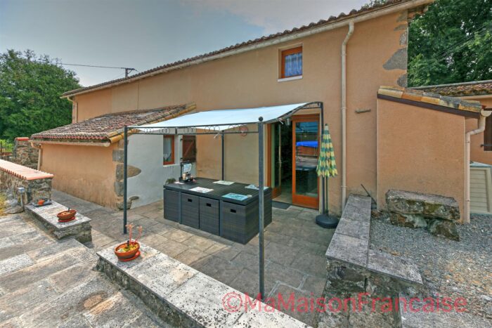 Image No.22-3 Bed House for sale