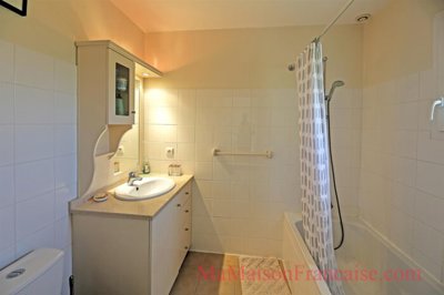 61j7otrgsu-jbdufvsj5cw-700x467