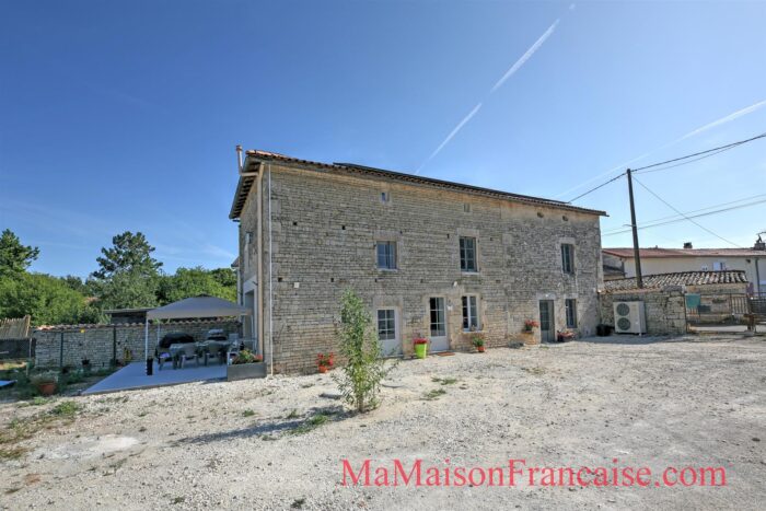 Image No.1-2 Bed House for sale