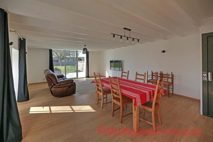 Image No.5-2 Bed House for sale