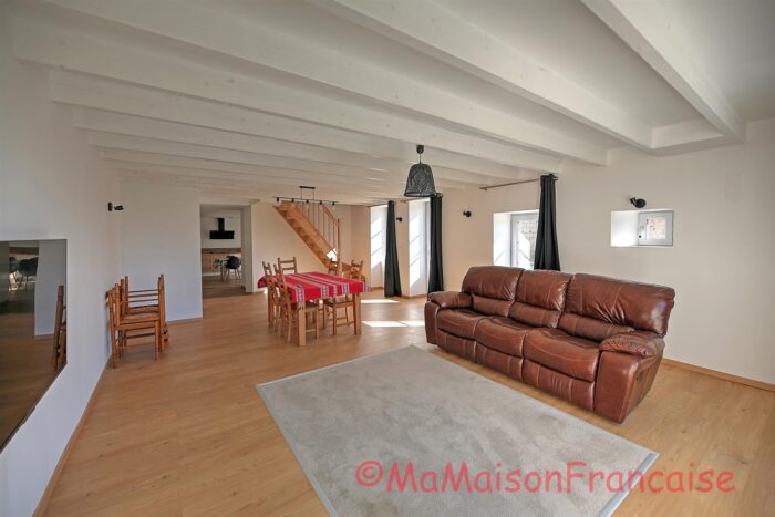 Image No.6-2 Bed House for sale