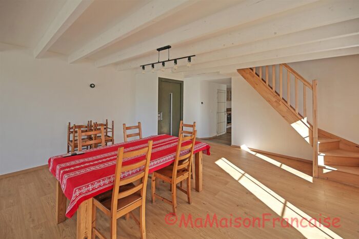 Image No.9-2 Bed House for sale