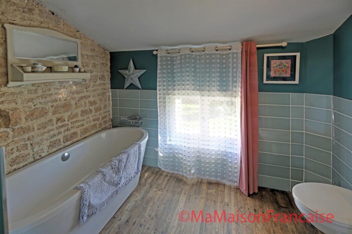 Image No.14-6 Bed House for sale