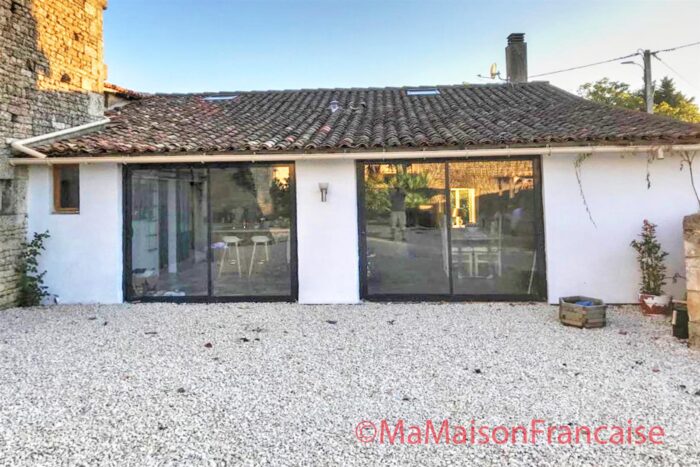 Image No.16-6 Bed House for sale