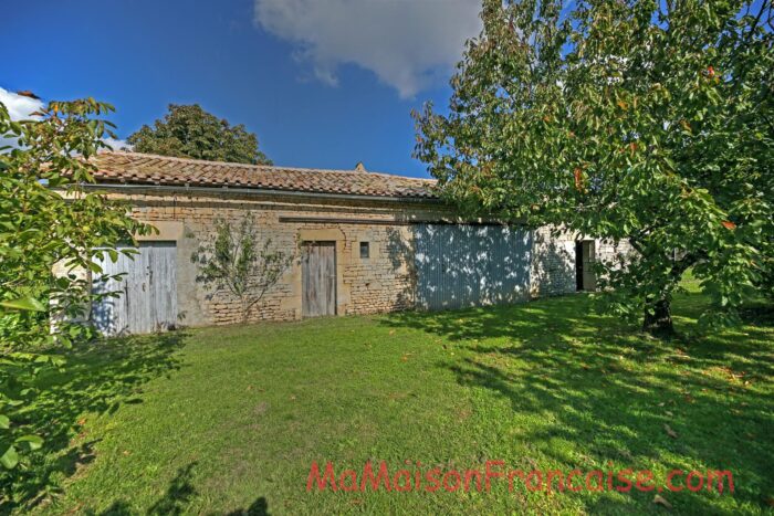 Image No.22-6 Bed House for sale