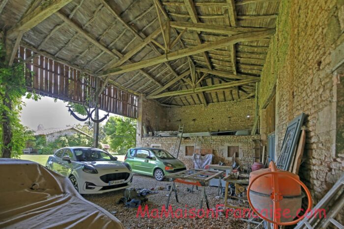 Image No.24-6 Bed House for sale