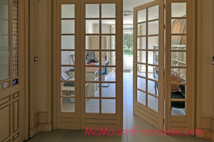 Image No.14-6 Bed House for sale