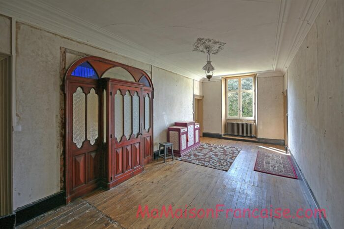 Image No.16-6 Bed House for sale