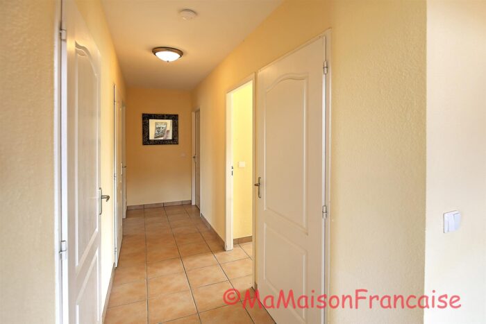 Image No.10-3 Bed Bungalow for sale