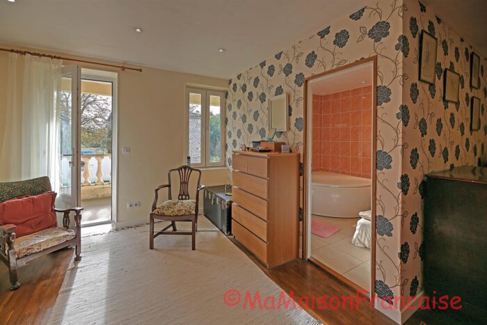 Image No.14-4 Bed House for sale