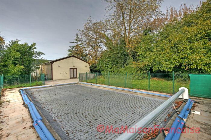 Image No.21-4 Bed House for sale