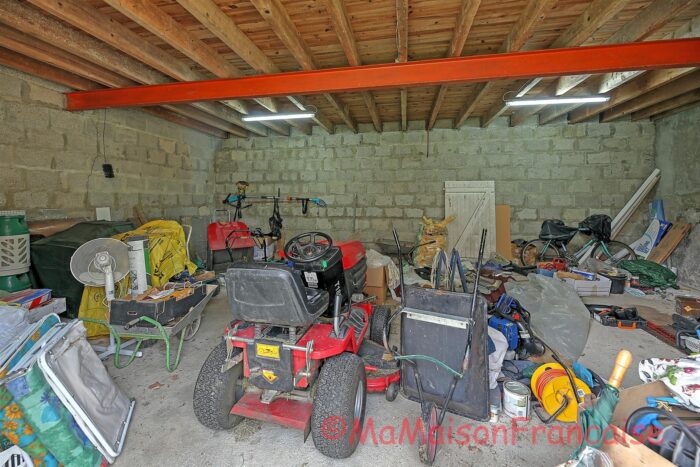 Image No.25-4 Bed House for sale