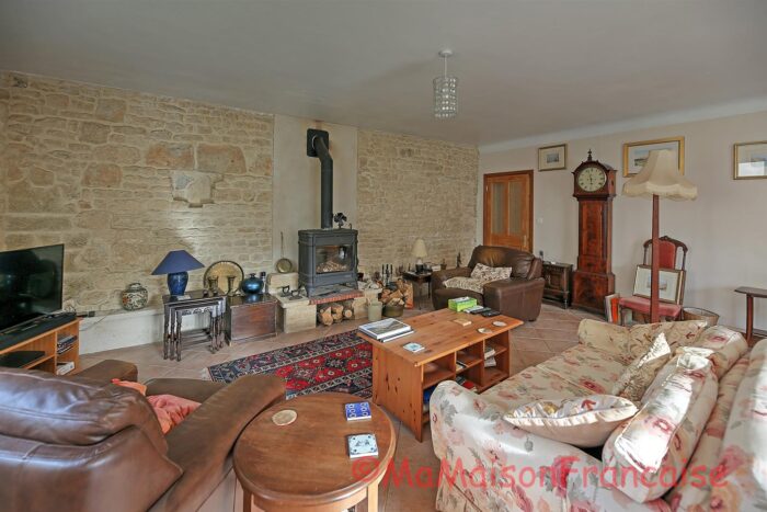 Image No.4-4 Bed House for sale