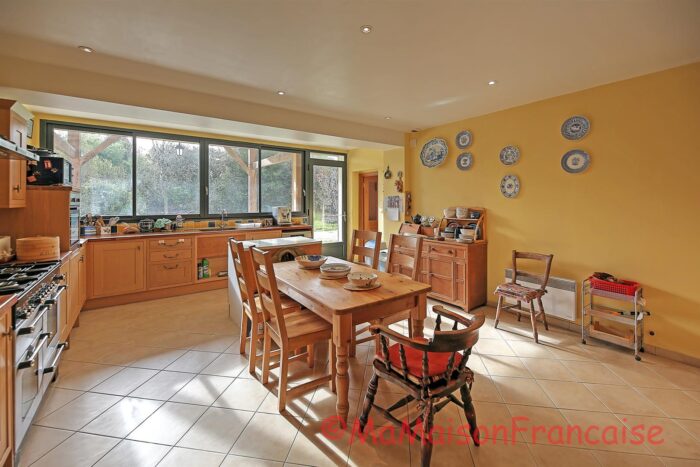 Image No.5-4 Bed House for sale