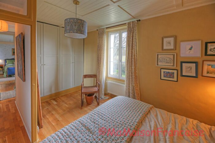 Image No.14-3 Bed House for sale