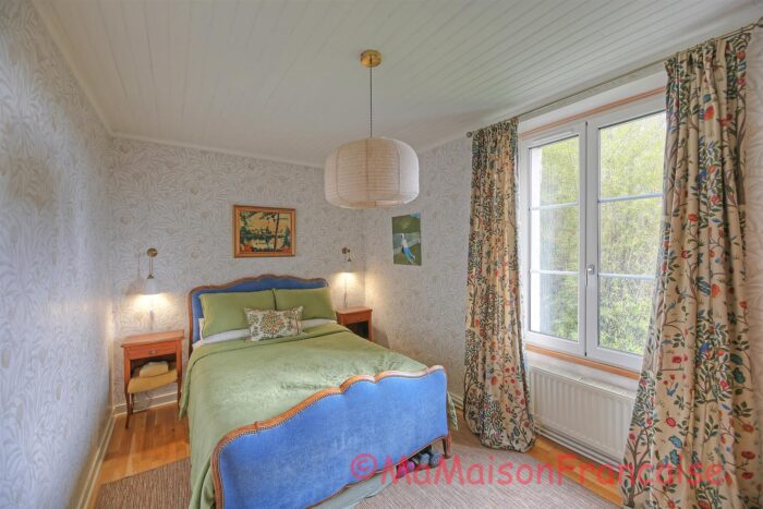 Image No.15-3 Bed House for sale