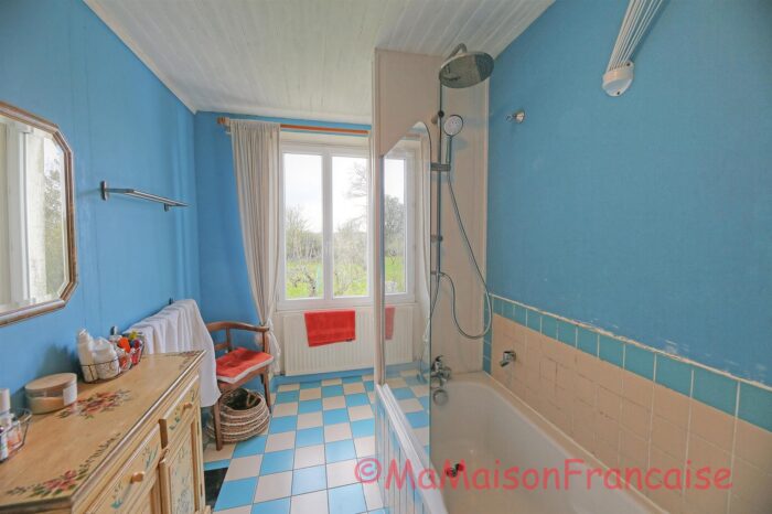 Image No.17-3 Bed House for sale