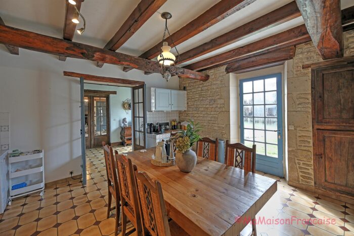 Image No.12-5 Bed House for sale