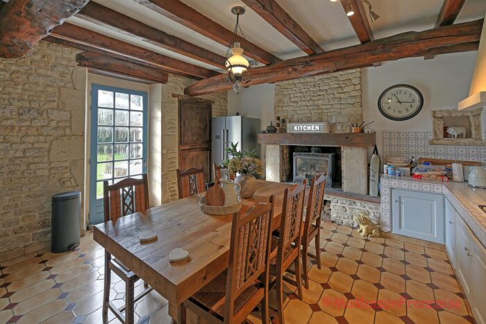 Image No.14-5 Bed House for sale