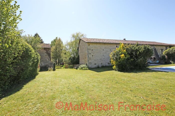 Image No.25-5 Bed House for sale