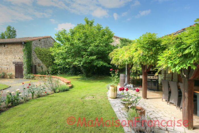 Image No.30-5 Bed House for sale