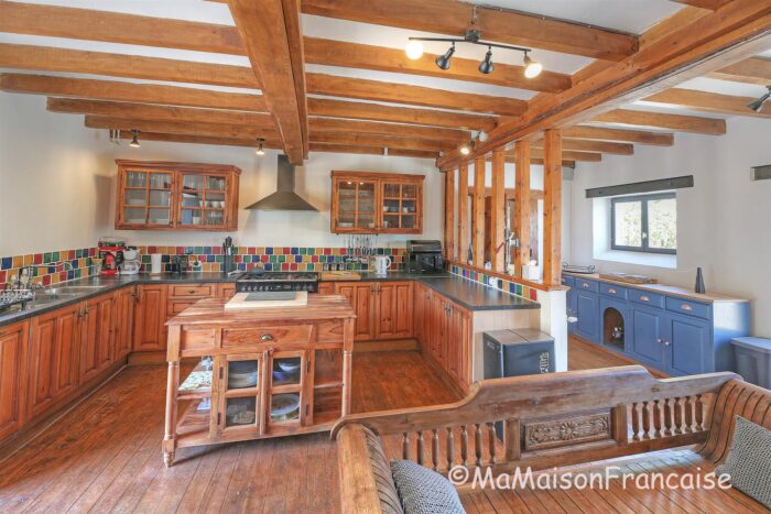 Image No.14-5 Bed House for sale