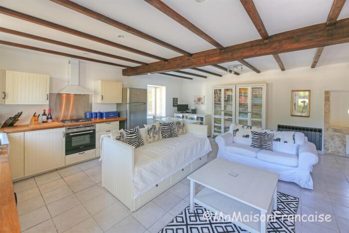 Image No.35-5 Bed House for sale