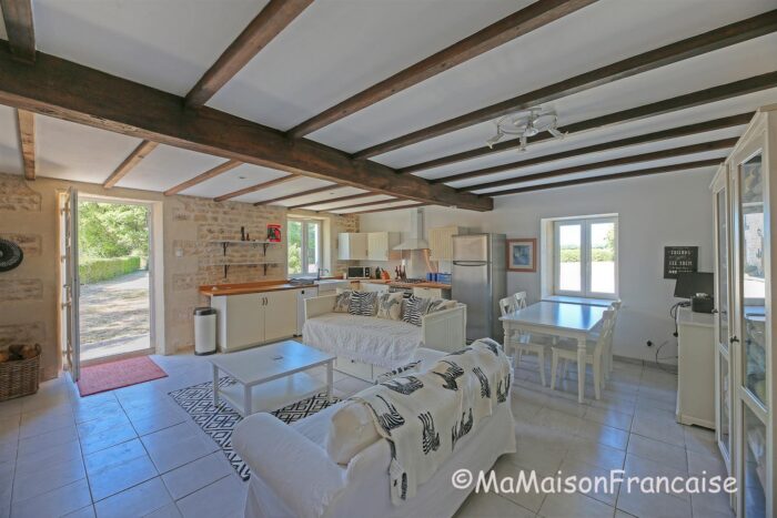 Image No.36-5 Bed House for sale