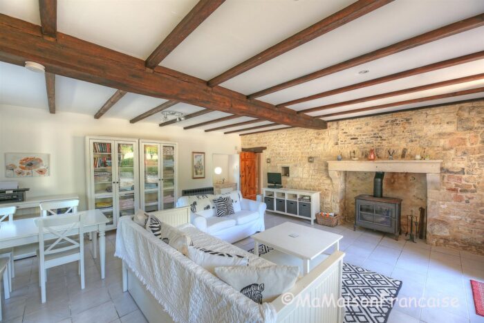 Image No.37-5 Bed House for sale
