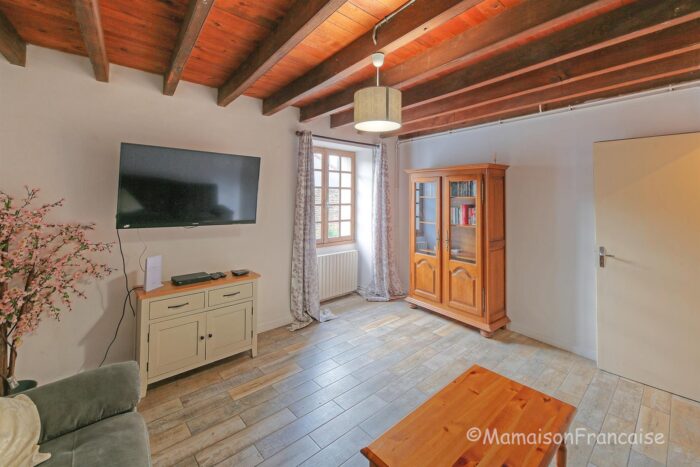 Image No.10-4 Bed House for sale