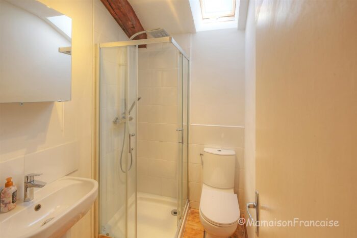 Image No.17-4 Bed House for sale